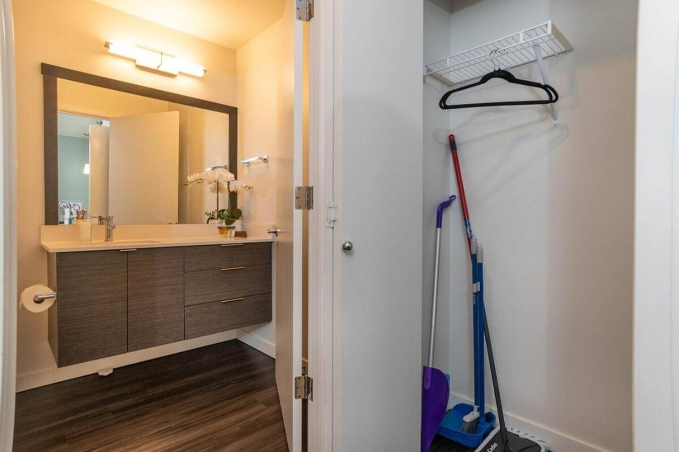 Self Check-In-Washer-Dryer-4Ksmart Tv-King Bed-Gym Τακόμα Εξωτερικό φωτογραφία