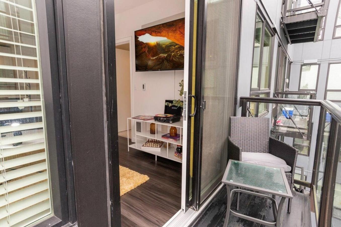 Self Check-In-Washer-Dryer-4Ksmart Tv-King Bed-Gym Τακόμα Εξωτερικό φωτογραφία